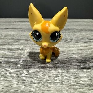 Littlest Pet Shop | Pets in the City #196: Zeda Sandy - Collectible Toy Figure